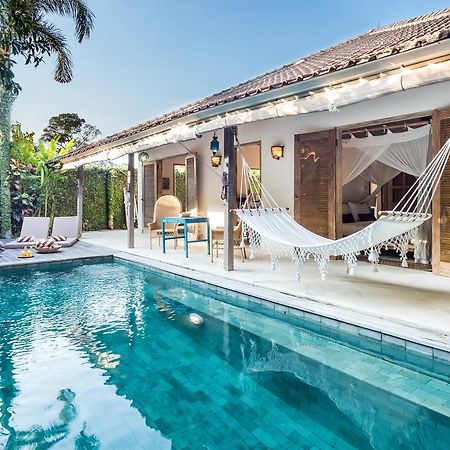 Villa 007 Seminyak Zewnętrze zdjęcie